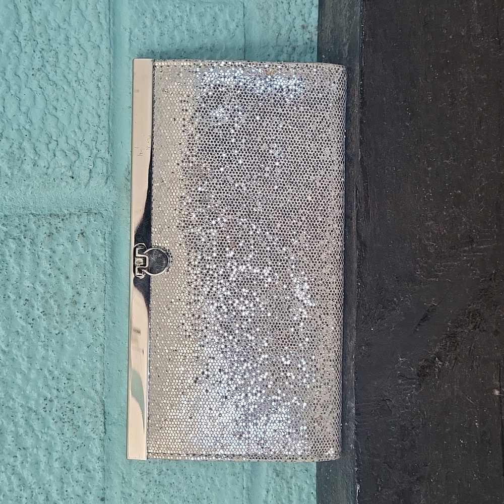 Amici Assessories Glitzy Clutch